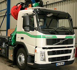 Camion Grue à l'arrêt